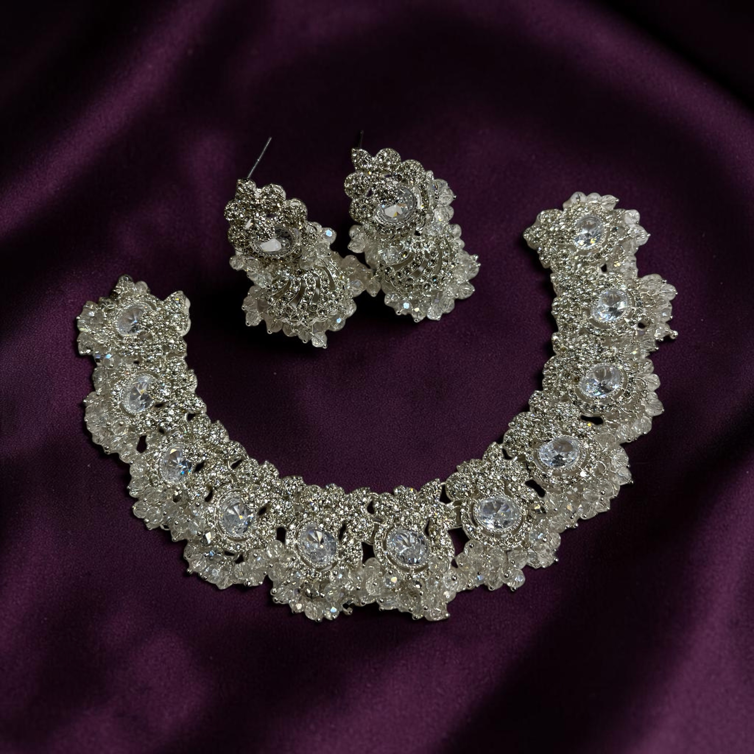 Gajra style round neck set with tika fine quality