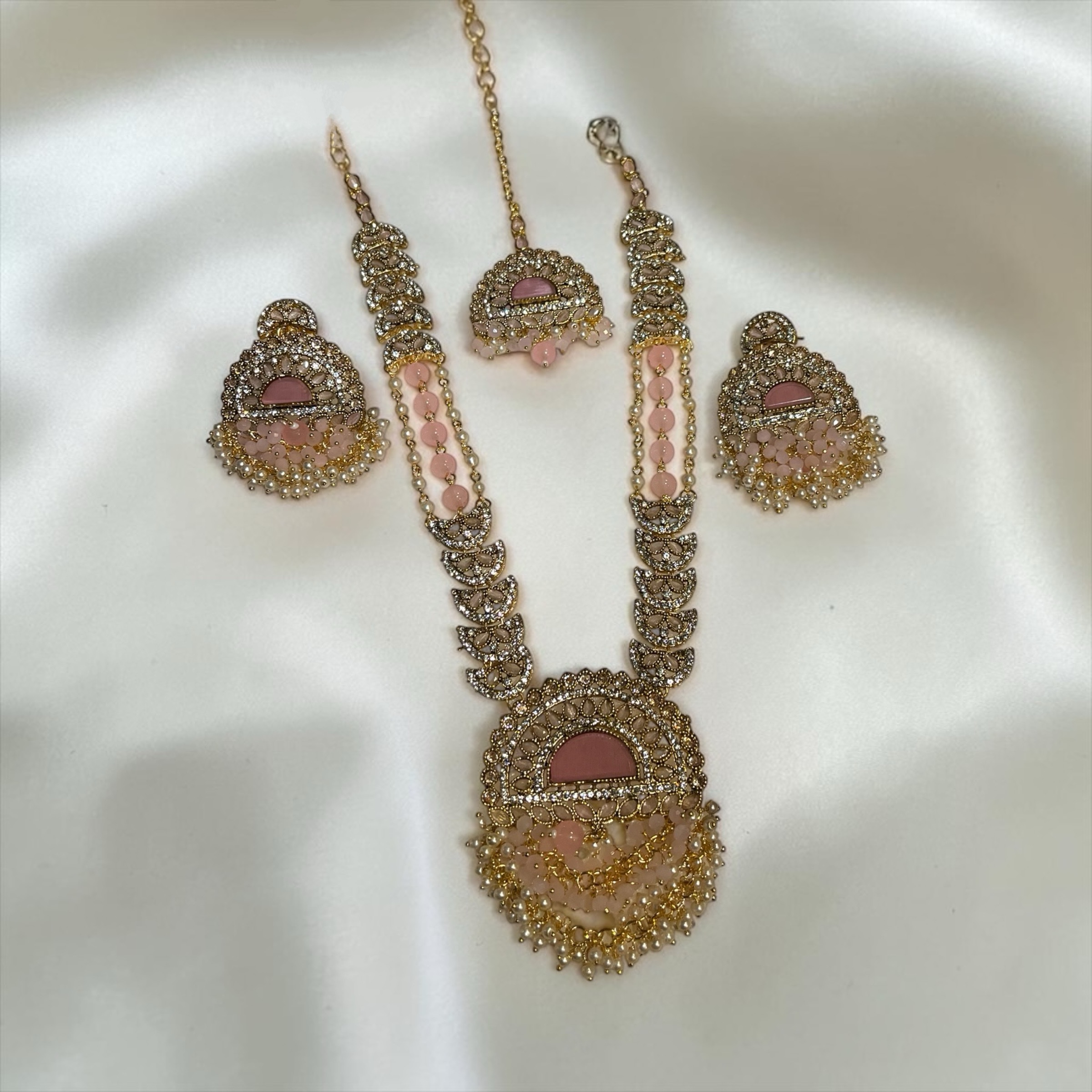Fancy gajra style high quality Mala with earring tika