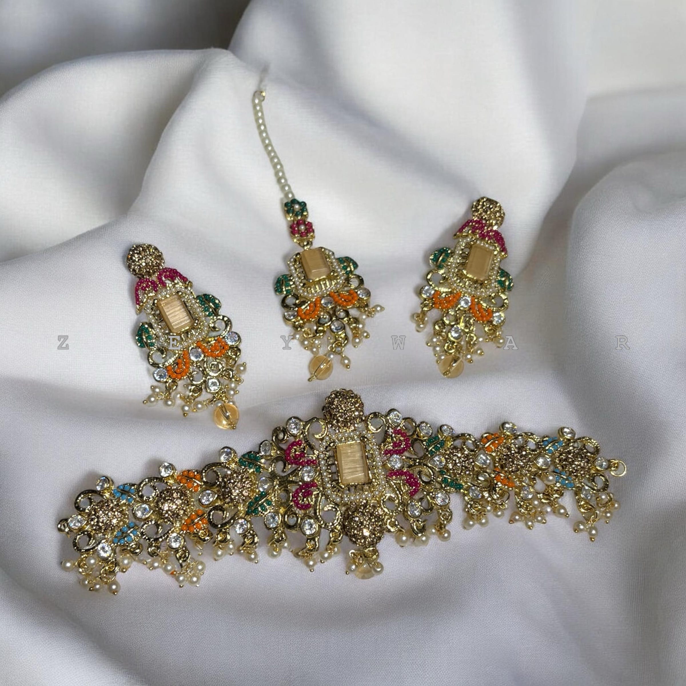 Naurattan choker set with tika