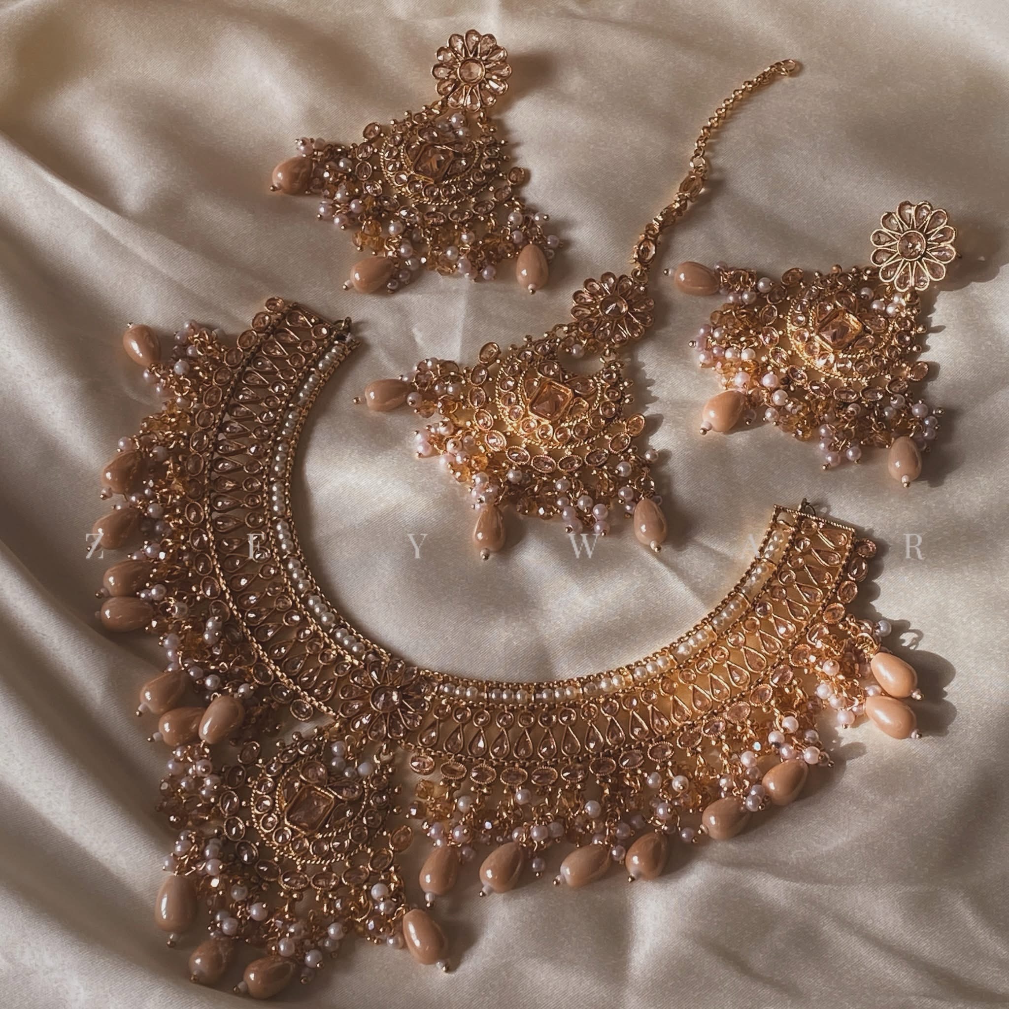 Indian polki set with tika premium quality